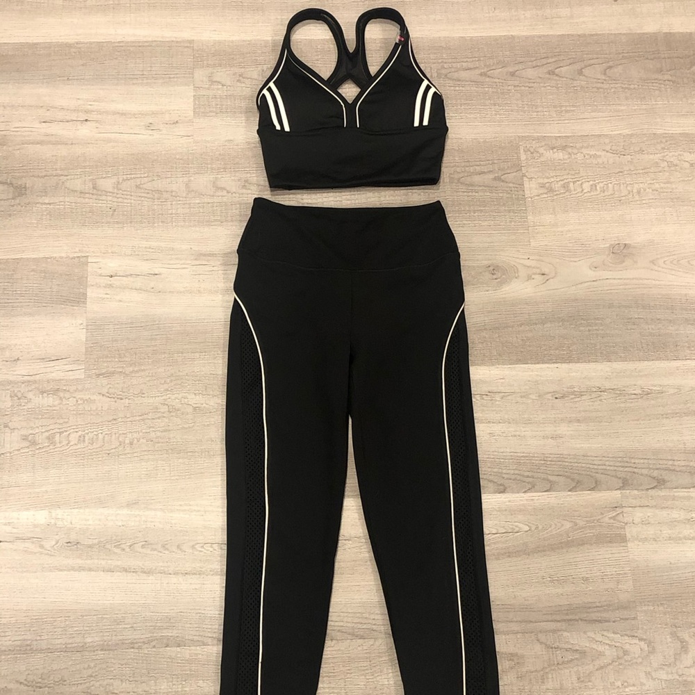 La Senza Black and White Workout Set